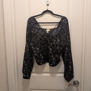 Floral Black and White Women's Top